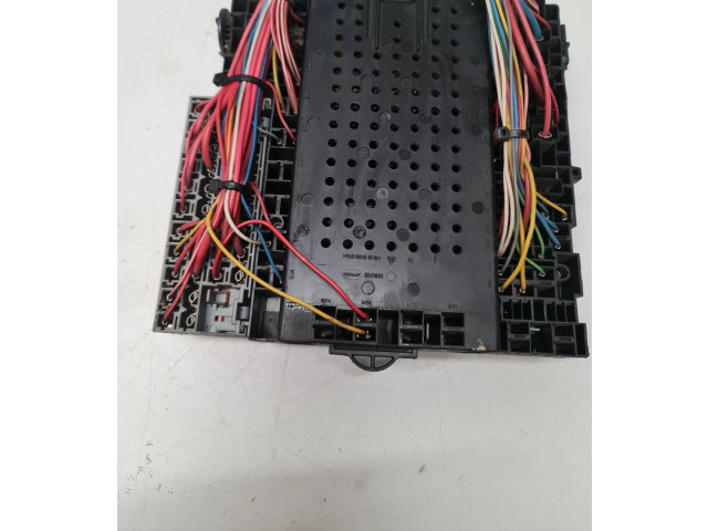 Блок предохранителей HWPN8645729, 000002008293   Volvo V70    