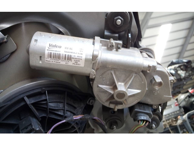 Моторчик заднего дворника 5G0955711A    Volkswagen Passat Alltrack