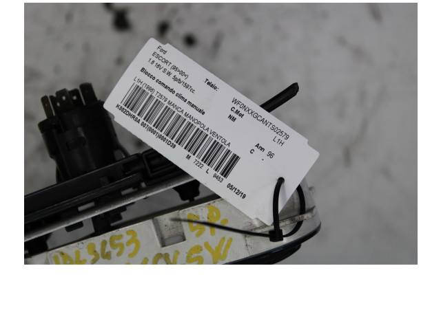 Блок управления климат-контролем    Ford Escort