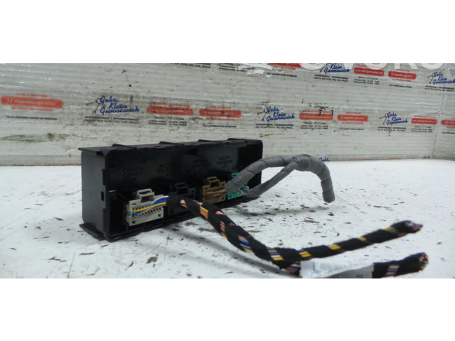 Блок управления климат-контролем 13579093   Opel Meriva B