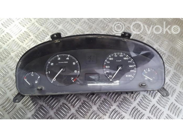 Přístrojová deska Peugeot 406 1999 9642945680, 110.008/882/087