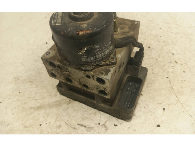 Блок АБС 1J0907379E, 5WK8452 Skoda Octavia Mk1 (1U) 1996 - 2004 года