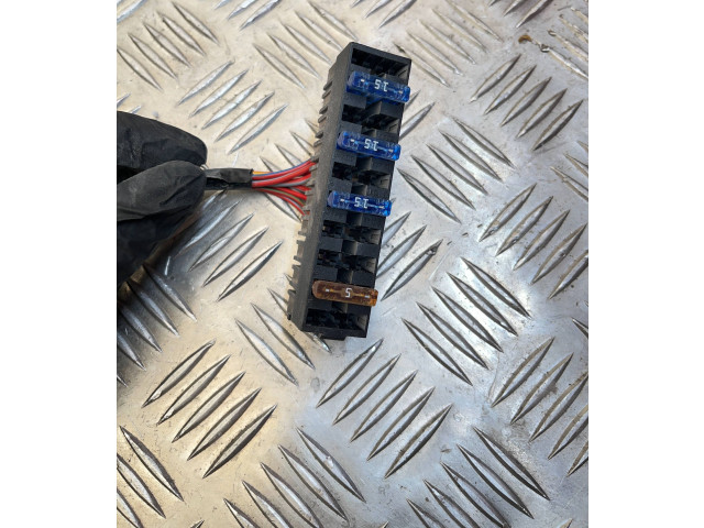 Блок предохранителей  4D0937501   Audi A6 S6 C6 4F    