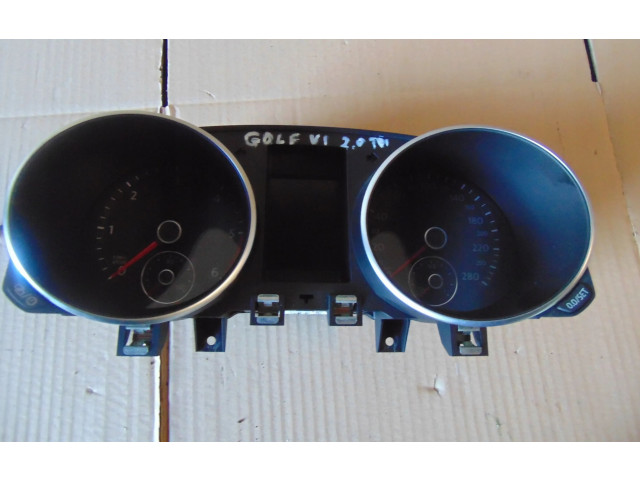 Панель приборов 5K6920883A Volkswagen Golf VI