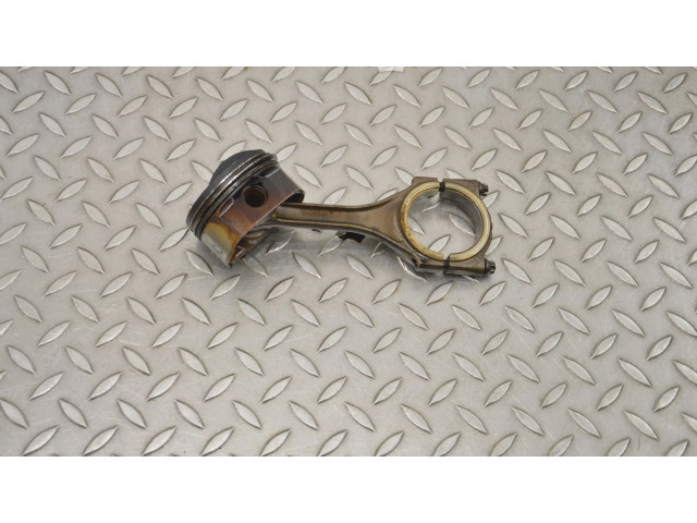  Поршень AUK 06EA  Audi A6 S6 C6 4F  