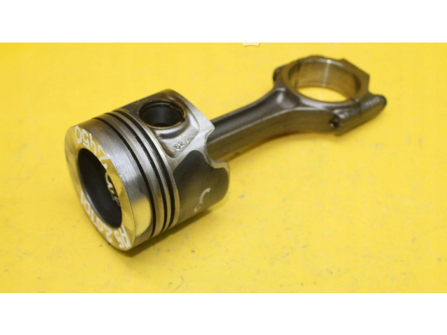 Píst    Audi A8 S8 D4 4H     