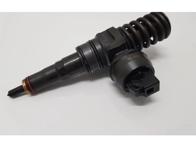 Vstřikovač 038130073BN Volkswagen Caddy BLS