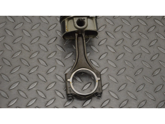 Píst 400A4464 Porsche 911 991 MDC.HA