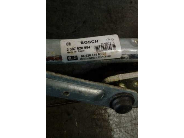 Моторчик дворников     Citroen Berlingo