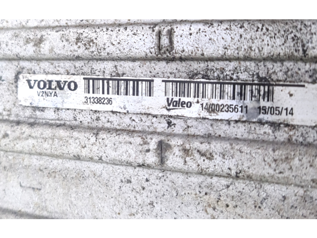 Интеркулер 31338236 Volvo V60