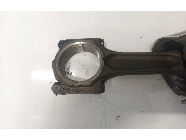 Píst    Citroen C-Crosser     