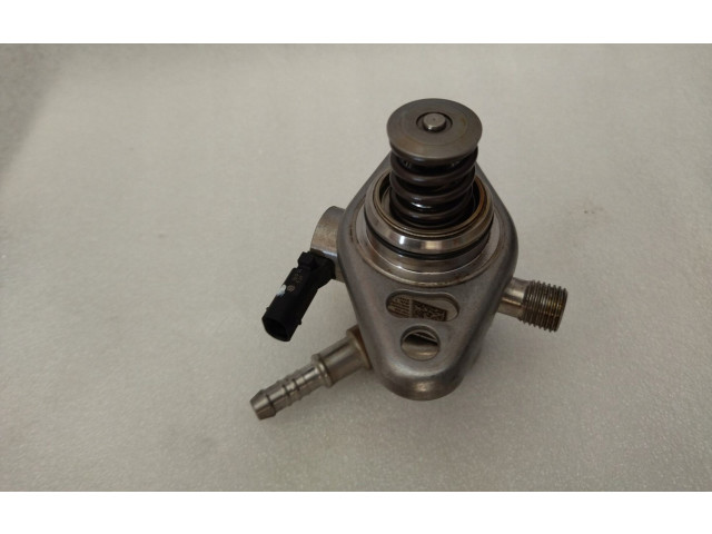 Топливный насос 04E127026E Audi A3 S3 8V