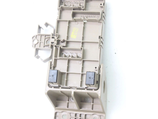 Блок предохранителей 82201FG010, 82201FG010   Subaru Forester SH    