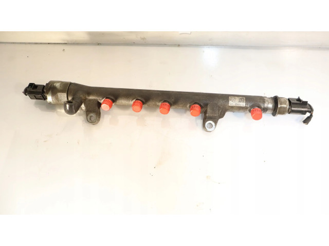 Топливная рампа Skoda Fabia Mk2 (5J) для двигателя CAYB