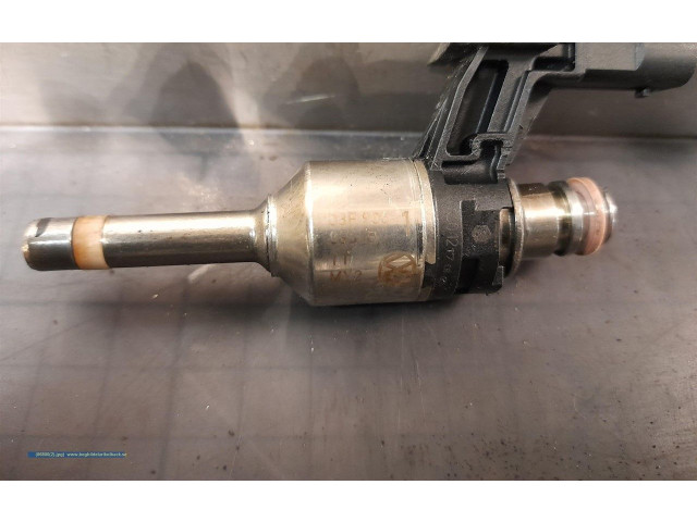 Форсунка 03F906036B Skoda Fabia Mk2 (5J)