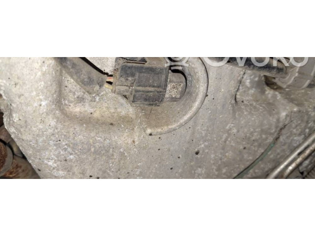 Форсунка     Subaru Outback   