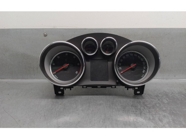 Přístrojová deska Opel Zafira C 2015 13460581, 600775881