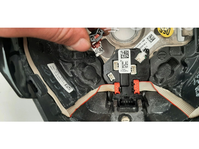 Volant Volkswagen Touareg II 2011 7P6419091C  