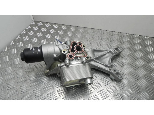 Другая деталь двигателя