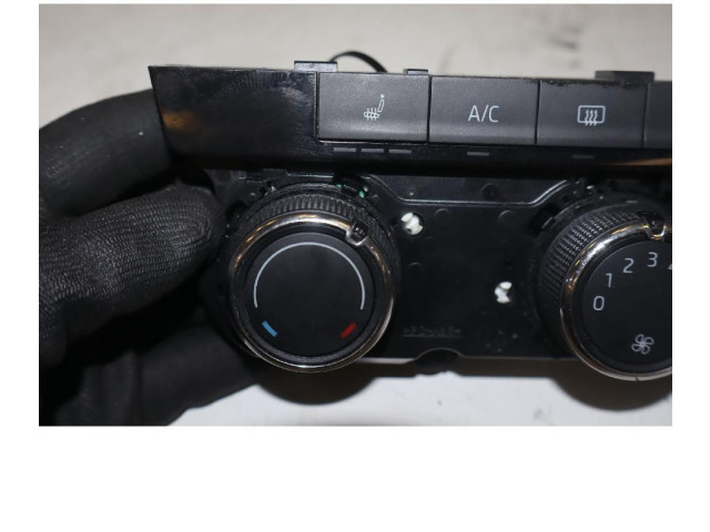 Блок управления климат-контролем 5E0820047J Skoda Octavia Mk3 (5E)