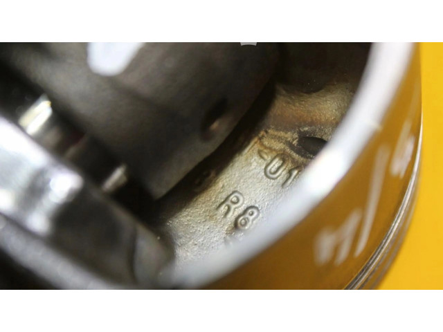 Поршень с шатуном Skoda Fabia Mk1 (6Y)