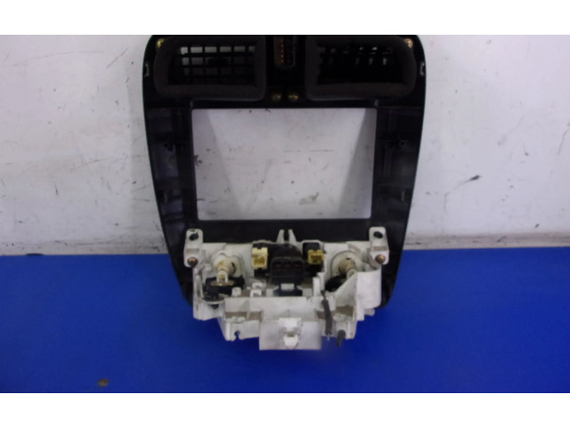 Блок управления климат-контролем    Mazda 323