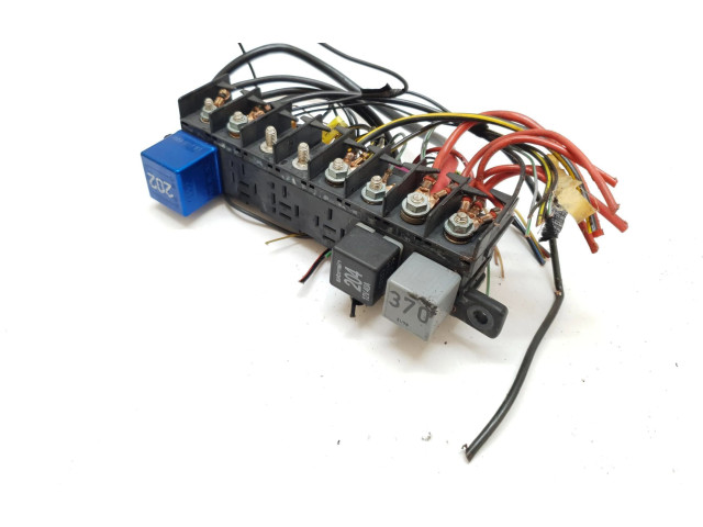   Pojistková skříňka 4A0941822, 4A0941822   Audi A8 S8 D2 4D 1998