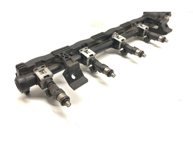 Магистральная трубка топлива    Ford  Fiesta  2009 - 2012 года