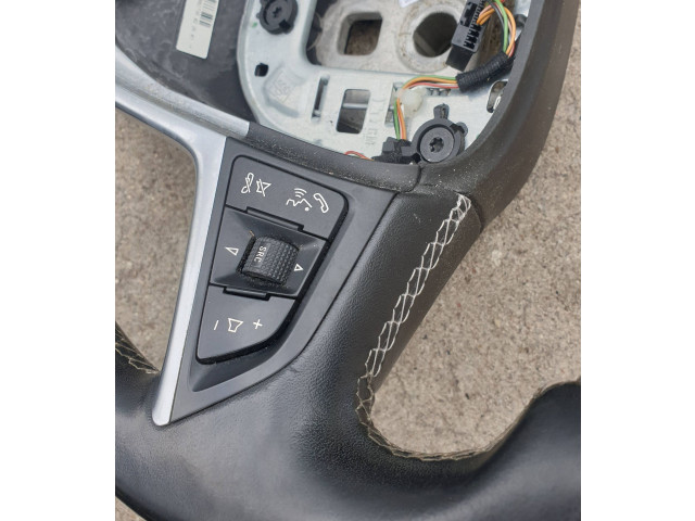 Руль Opel Meriva B 2010 - 2016 года 13412200, 0060002736