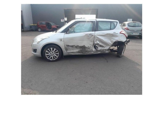 Блок управления центрального замка Suzuki Swift II  2010 - 2016 года       