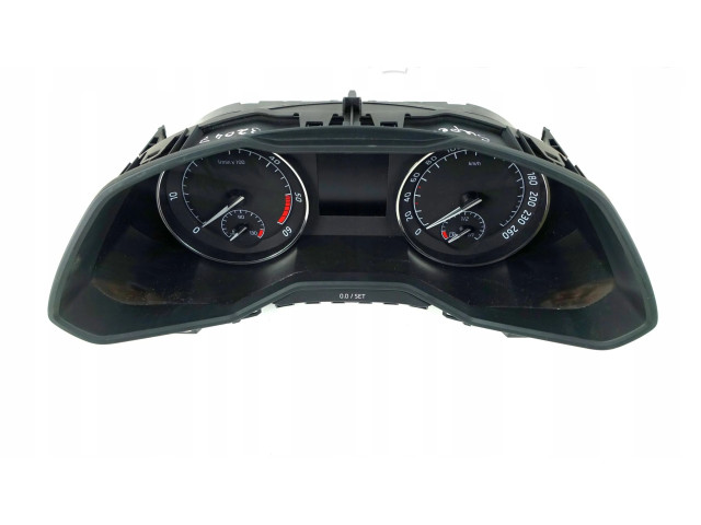 Панель приборов 3V0920741A   Skoda Superb B8 (3V)       