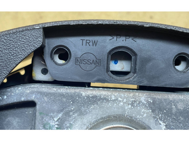 Volant Nissan Juke I F15 2012