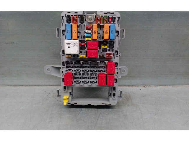 Pojistková skříňka Řídící jednotka BSM 51987784, 51882145 Alfa Romeo Giulia 2016
