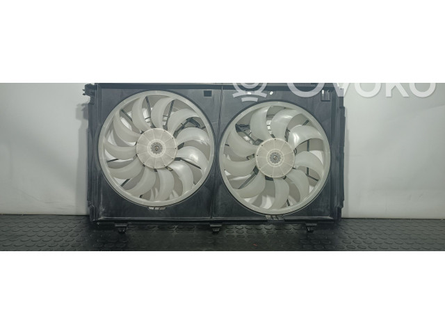 Электрический вентилятор радиаторов 1355A440 Mitsubishi Outlander