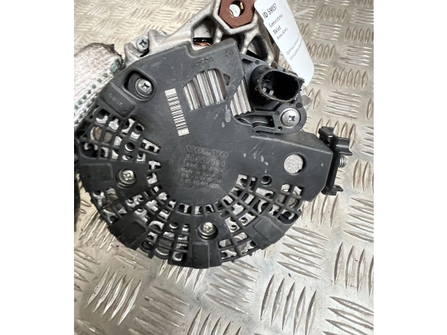 Генератор 30659580 Volvo XC40