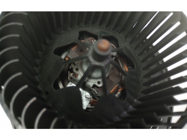 Вентилятор печки    6933663, T1000660W   BMW X3 E83