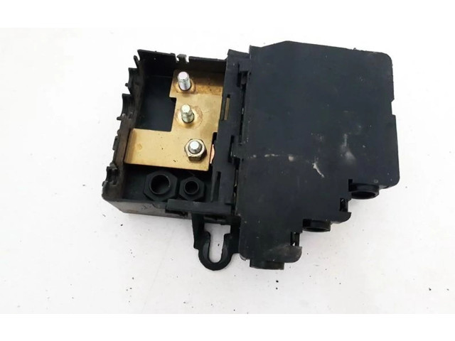 Блок предохранителей     Volkswagen Phaeton    