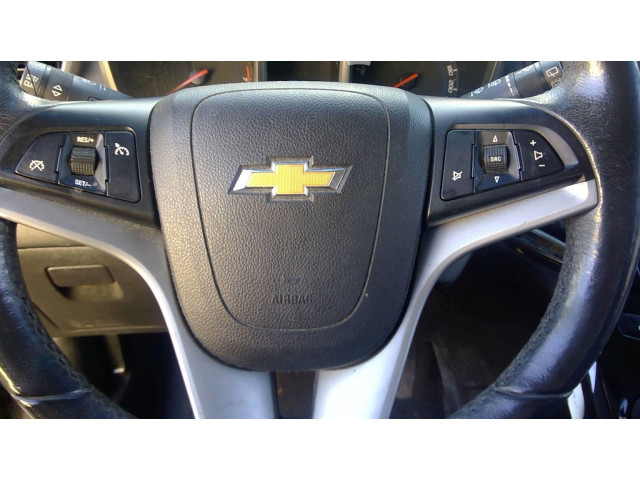 Подушка безопасности водителя 13286903   Chevrolet Orlando