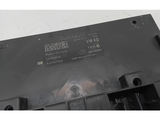 Блок управления 5Q0937084CF   Audi A3 S3 8V