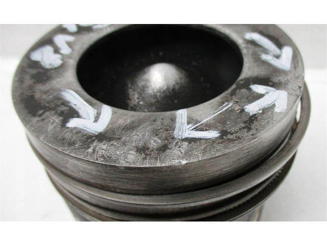 Píst Audi A8 S8 D4 4H