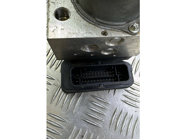 Блок АБС GW9314F447AC Jaguar XJ X351 2009 - 2019 года