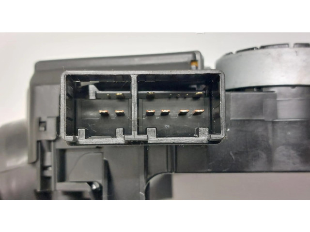 Подрулевой переключатель 83115FJ110, 83114FJ070 Subaru Forester SJ