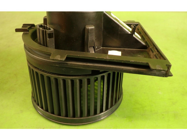 Вентилятор печки    1J1819021BF657877G   Volkswagen Bora