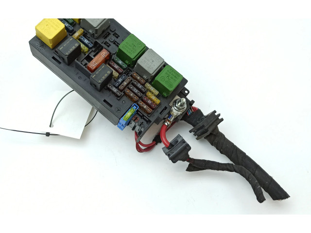 Блок предохранителей A1645403572   Mercedes-Benz R W251    