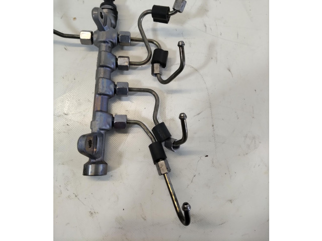 Топливная рампа K68425346AA, 0445214359 Jeep Compass