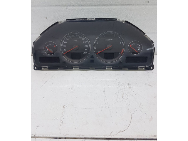 Панель приборов 8673802, 1123752   Volvo V70       