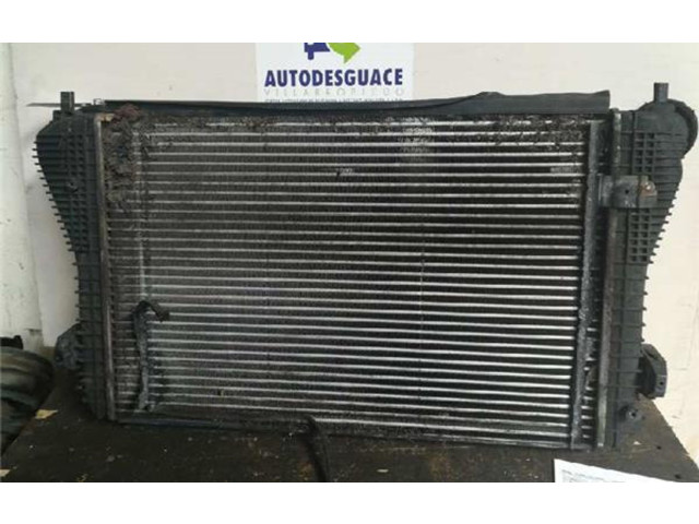 Интеркулер Volkswagen Touran I