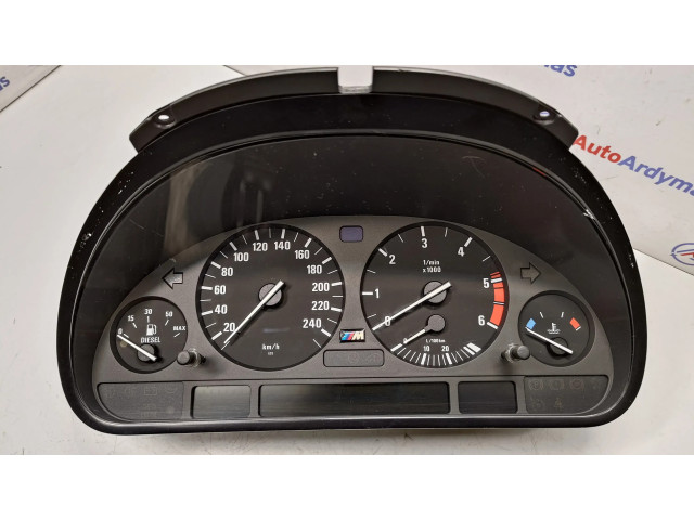 Přístrojová deska BMW 5 E39 1998 62118378984, 62118370083