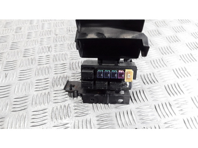 Pojistková skříňka Chevrolet Captiva 2007