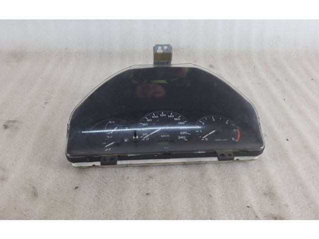 Панель приборов GE6SA Mazda 626